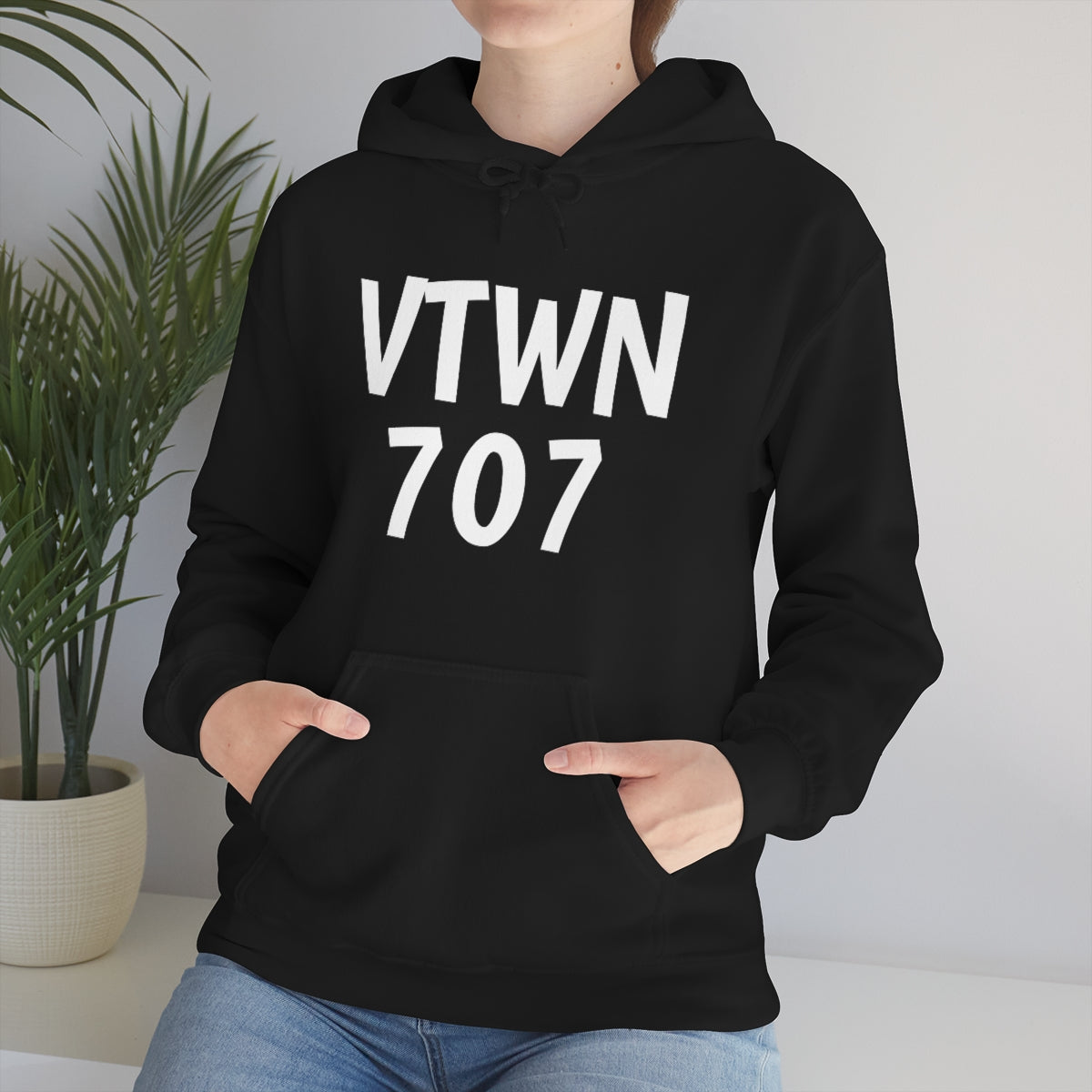 Unisex Heavy Blend™ "VTWN" Hooded Sweatshirt